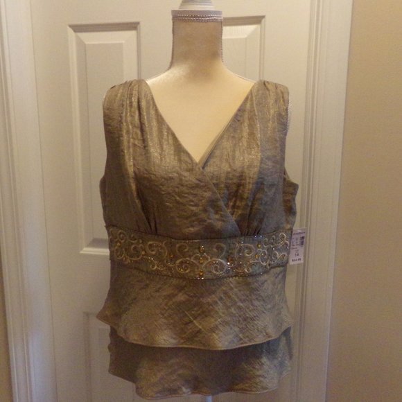 Women's Evening/Formal Top by Dress Barn, Size 14 - Picture 1 of 12